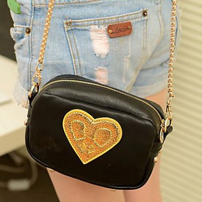 Vintage Squared Heart Pattern Chain Crossbody Bag